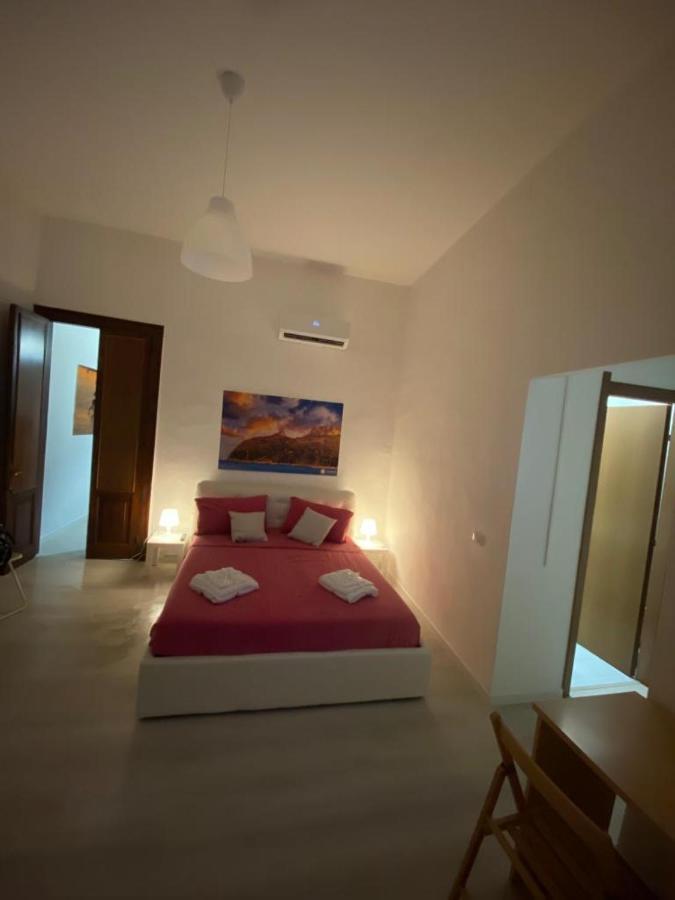 Central Moon Cagliari Vista Mare Eksteriør bilde