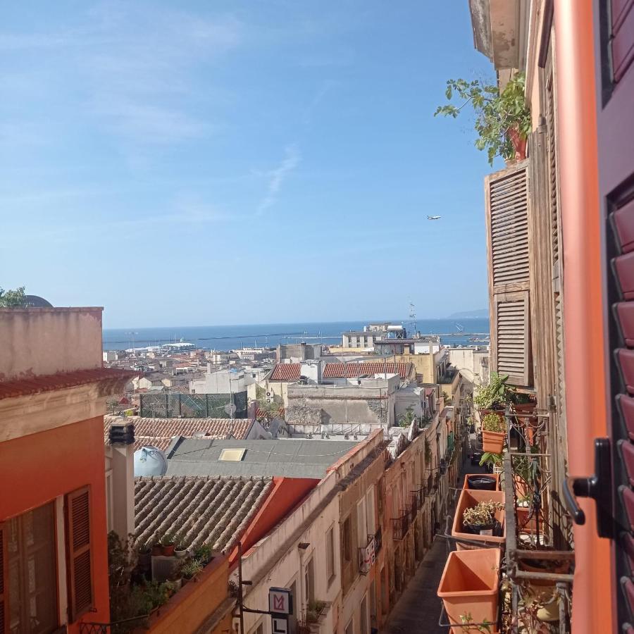 Central Moon Cagliari Vista Mare Eksteriør bilde